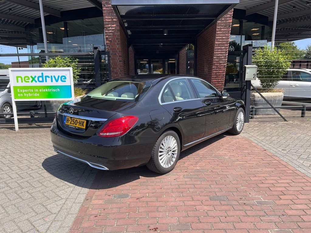 Mercedes-Benz C 220 CDI Premium Plus