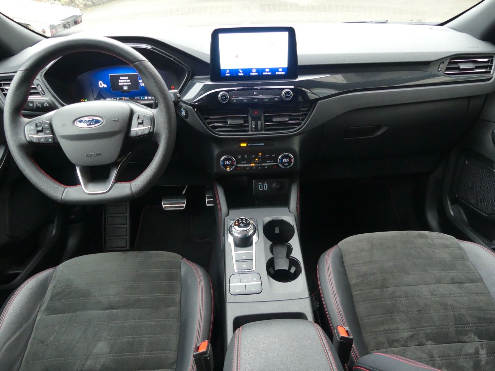 Fahrzeugabbildung Ford Kuga Plug-In Hybrid ST-Line X