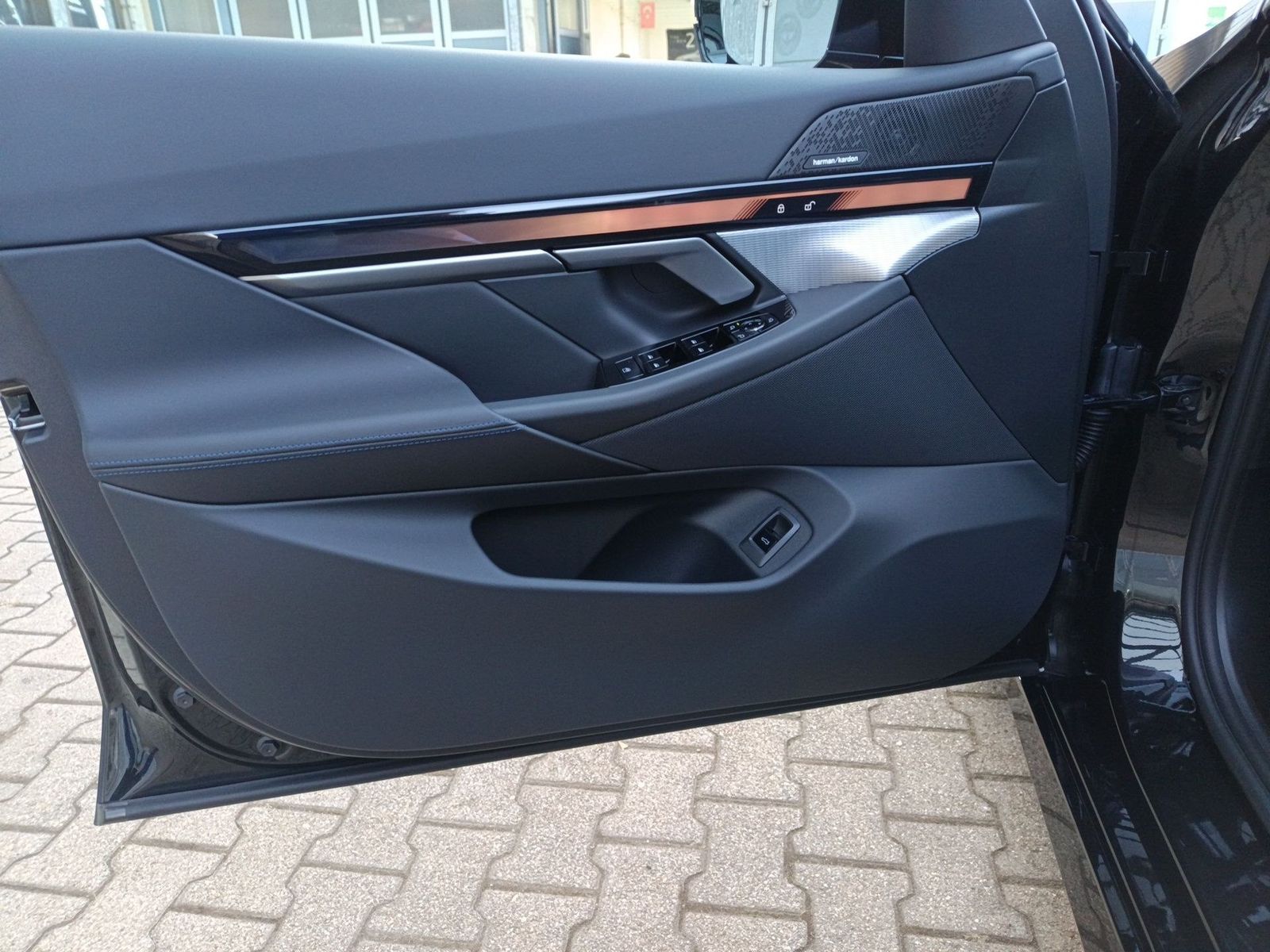 BMW 520 - Bild 14