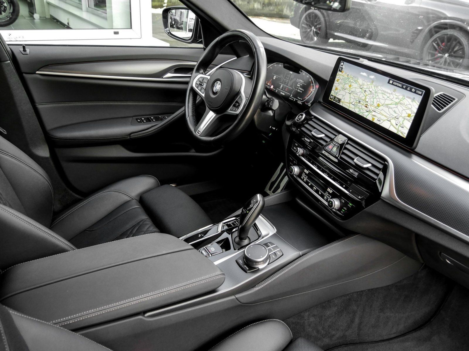 BMW 540d xDrive M SPORT LASER HuD DA PROF PA foto 3