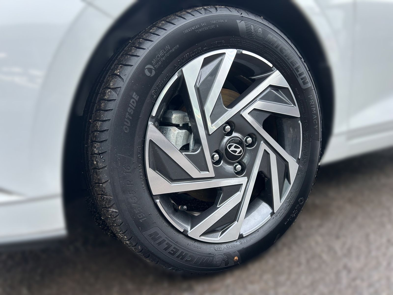 Fahrzeugabbildung Hyundai i20 1.0 T-GDI Trend LED Komfort