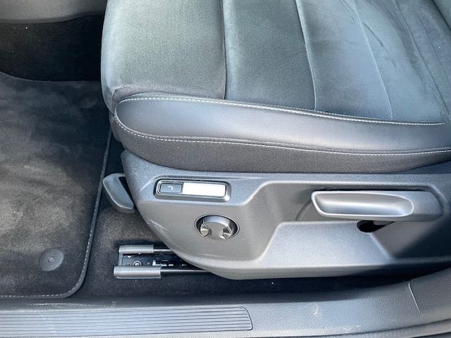 T-Roc Style 1.5 TSI Navi digitales Cockpit Massa