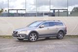 Volvo XC70 2,4 D5 4WD Summum Aut. - graue Volvo XC70