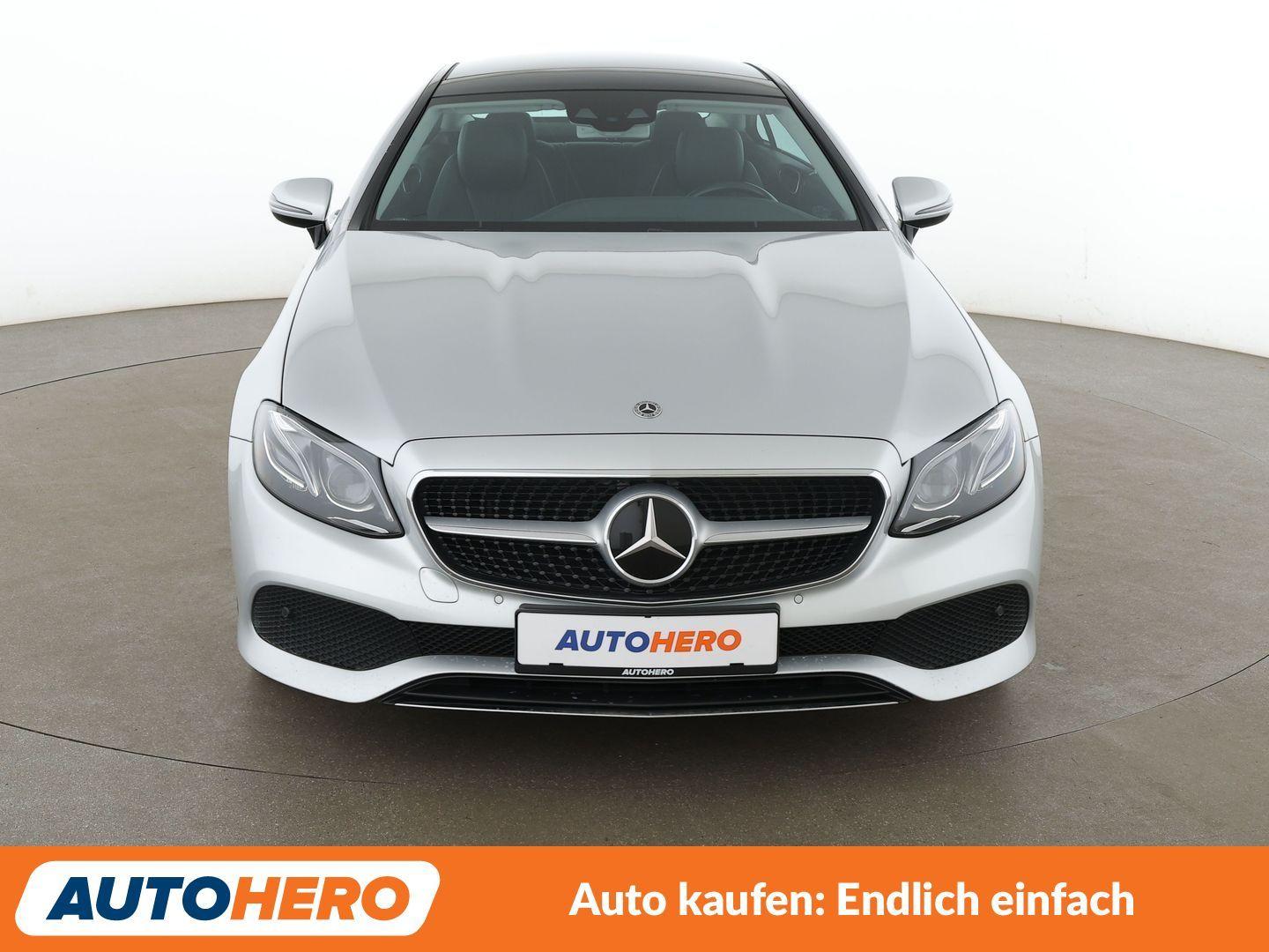 Mercedes-Benz E 300 Avantgarde Aut.*NAVI*PDC*TEMPO*SHZ*