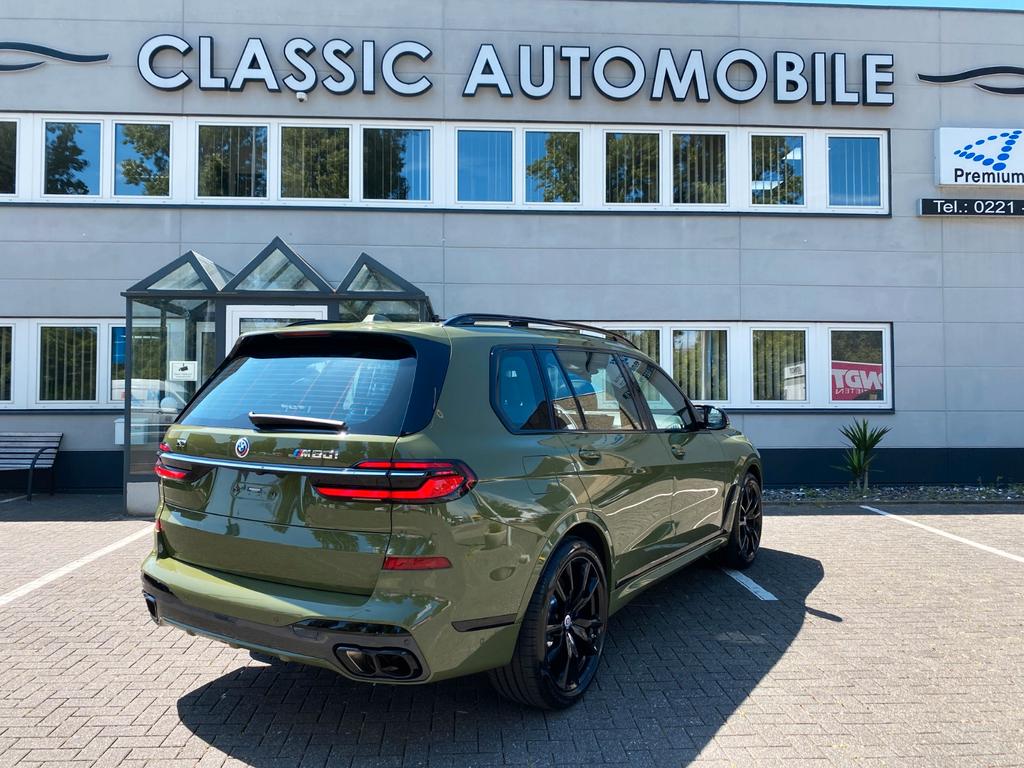 BMW X7 M60