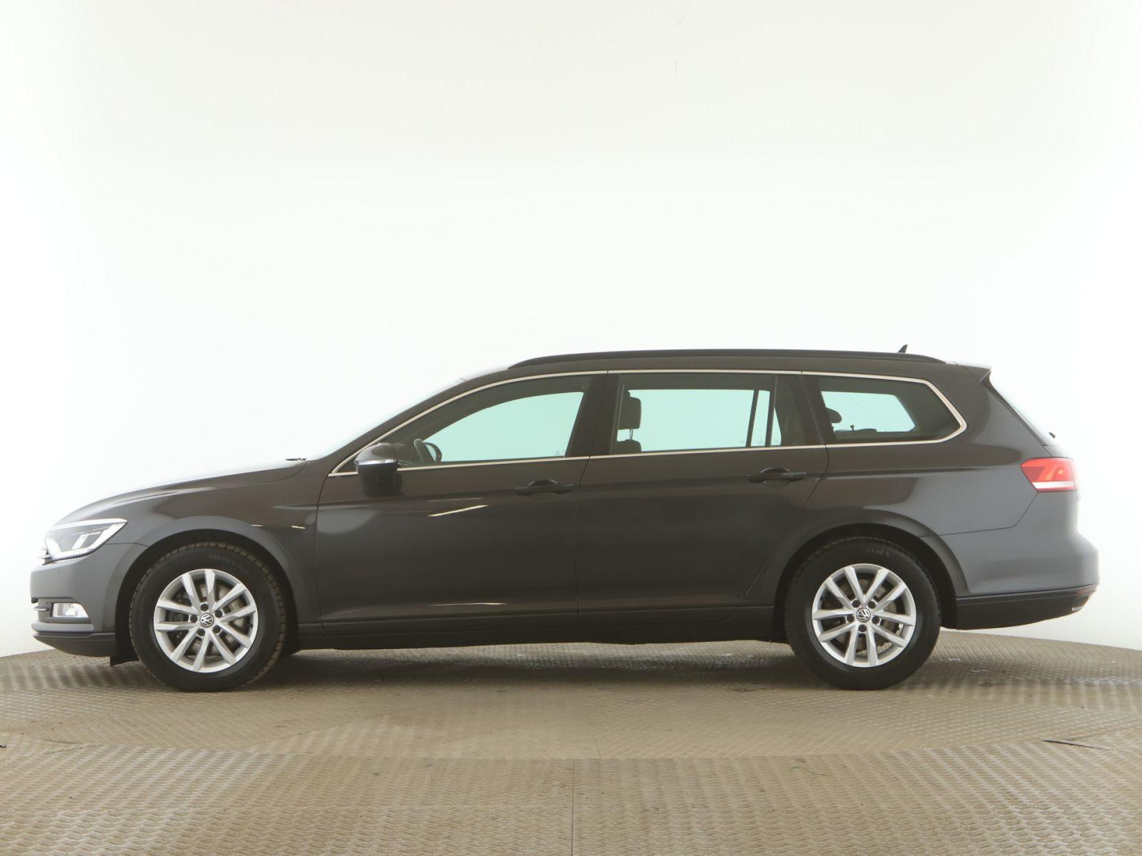 Volkswagen Passat Variant 2.0 TDI Comfortline AHK+LED+RFK+N