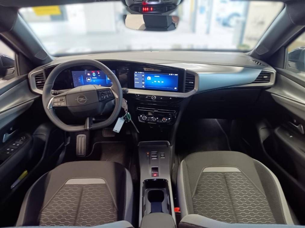 Fahrzeugabbildung Opel Mokka Edition MildHybrid 107 KW AT