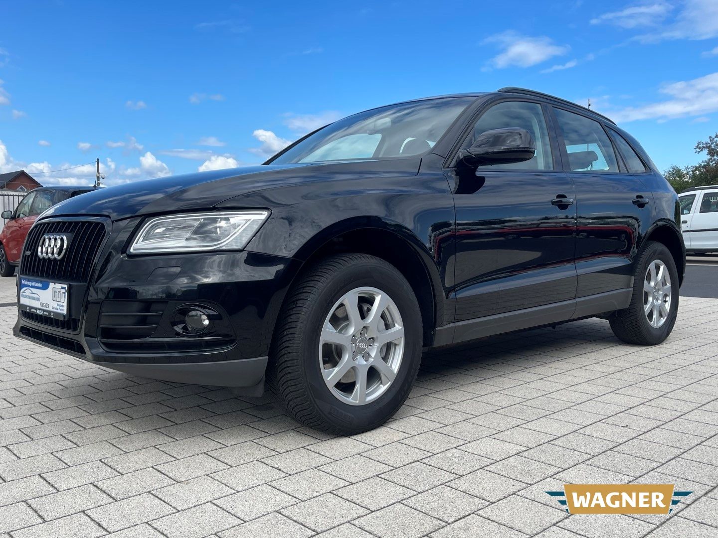 Fahrzeugabbildung Audi Q5 2.0 TFSI quattro Klimaautomatik Tempomat