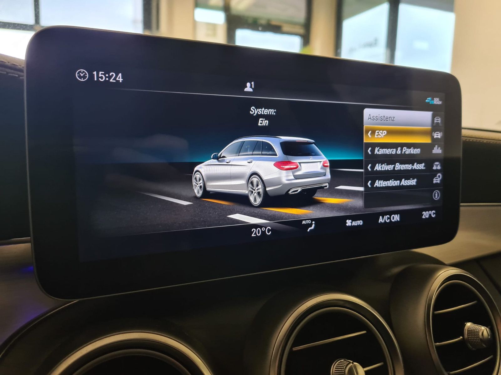 Fahrzeugabbildung Mercedes-Benz C 200 NIGHT EDITION / KAMERA / GEPFLEGT