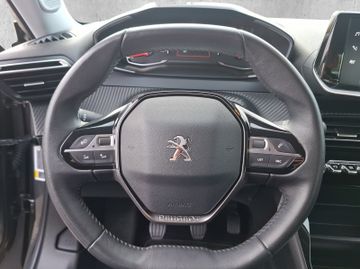 Peugeot 2008 Active Pack 1.2 PureTech 100 Kam.+LED+SHZ