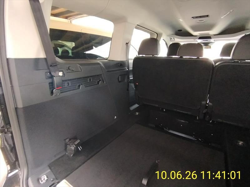 Volkswagen Caddy Maxi 90kW DSG Rollstuhl Taxi Mietwagen