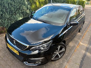 Peugeot 308 - 1