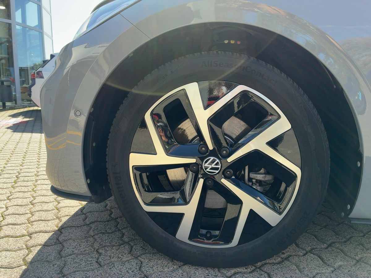 Volkswagen ID.3 Pro Move IQ.Light PANO HUD DCC APP foto 16