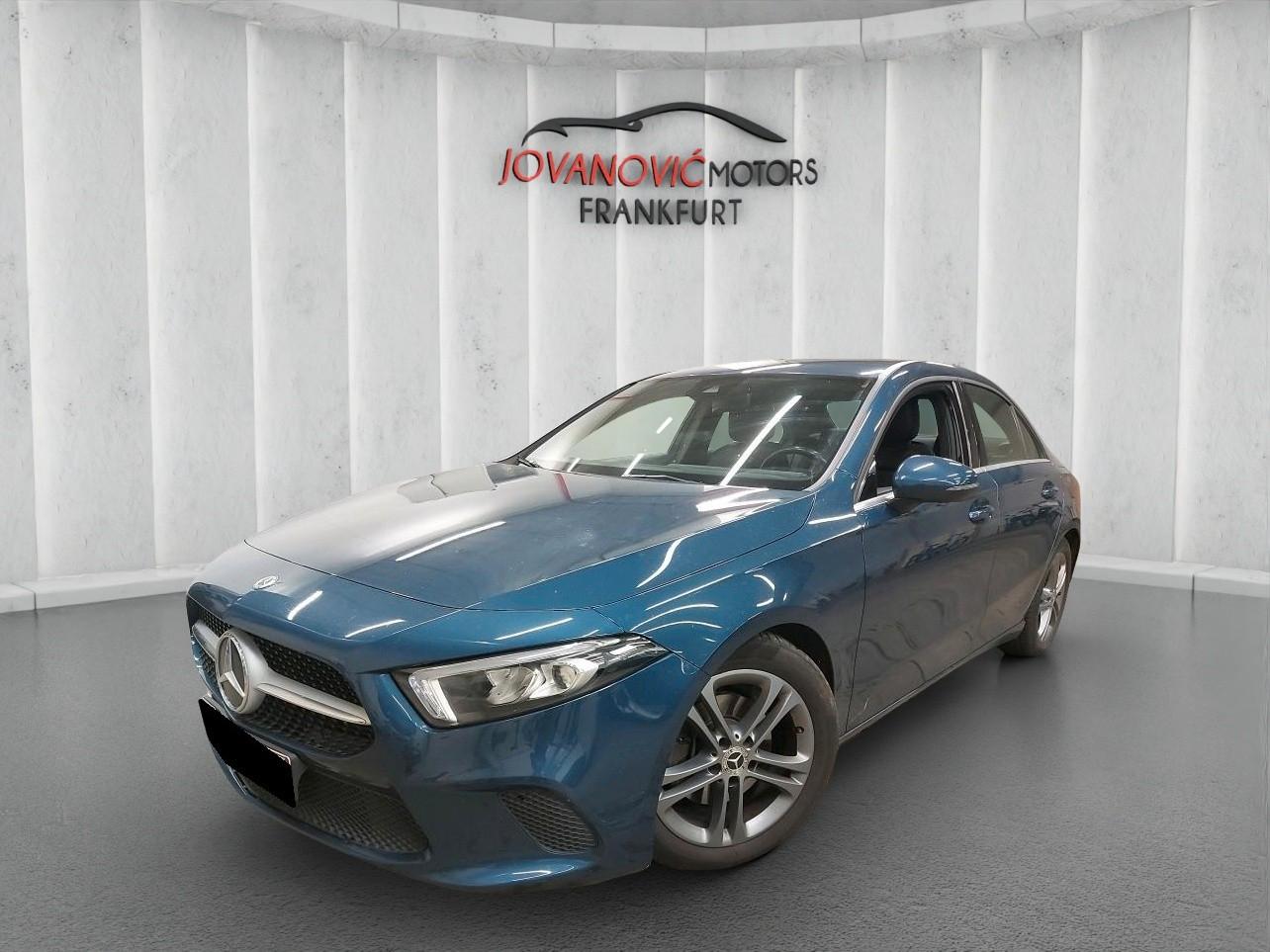 Mercedes-Benz A 200 d 4Matic 8G-DCT,VollDig,LED,Navi*30