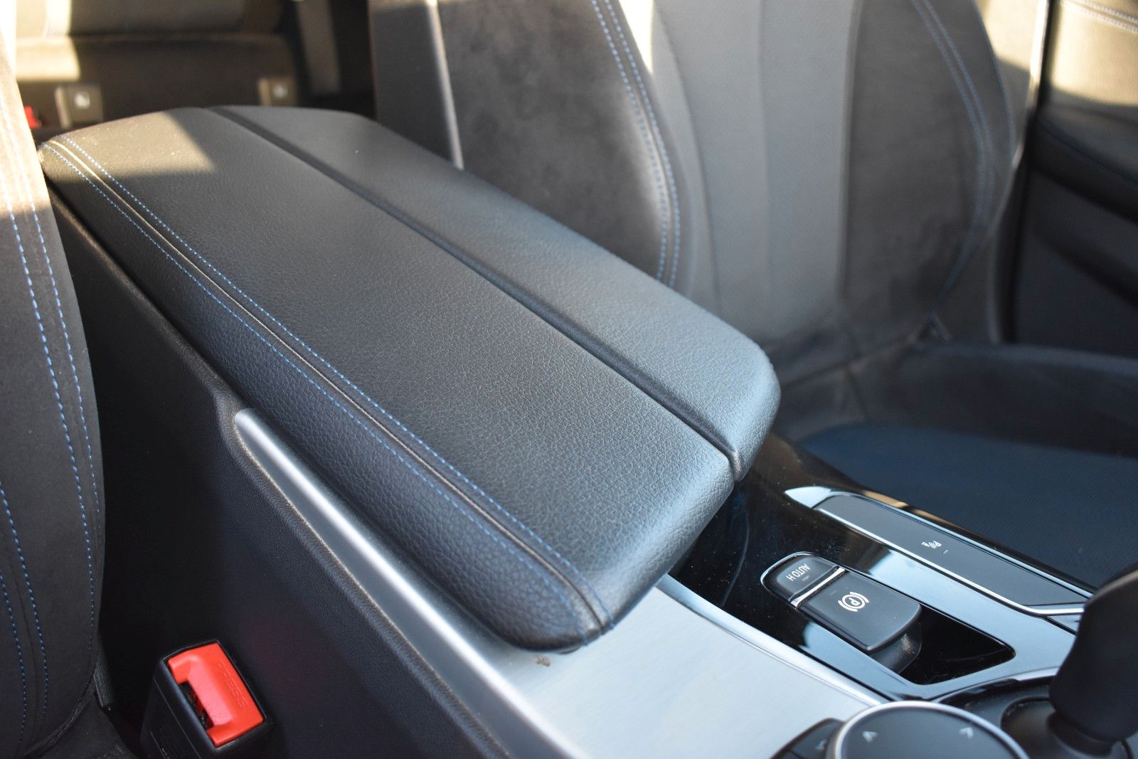 Fahrzeugabbildung BMW 520d Touring xDrive M Sport AHK/LED/KAMERA/TEMP.