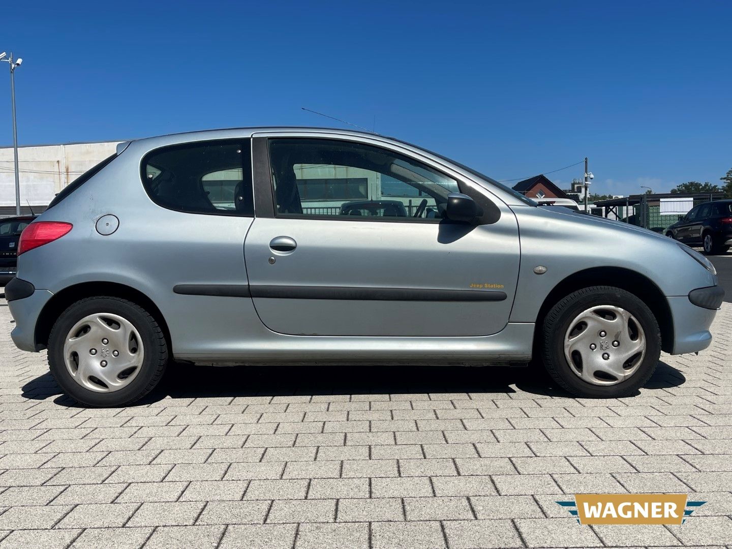 Fahrzeugabbildung Peugeot 206 Filou Klimaanlage HU/AU 07/2026