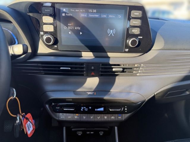 Fahrzeugabbildung Hyundai i20 Essential 1.0 T-GDI +CARPLAY+TEMPOMAT+SHZ+RF