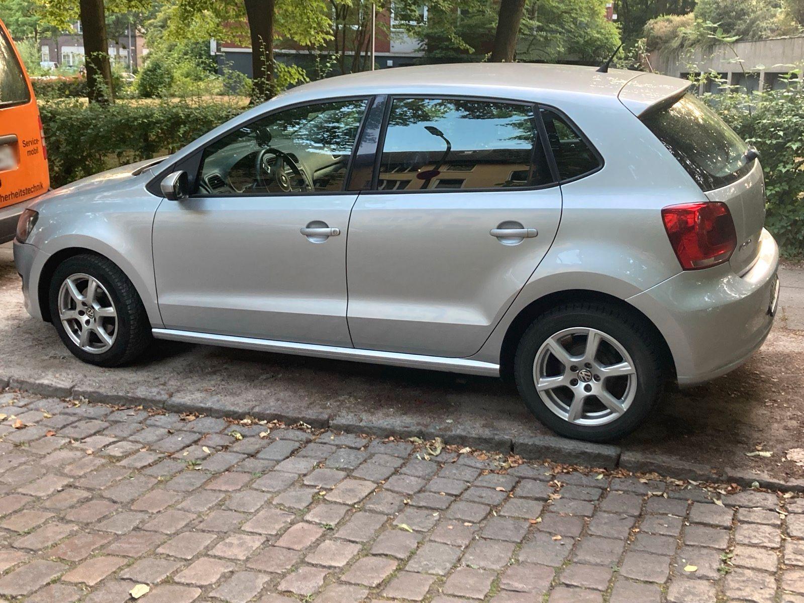 Volkswagen Polo 2012 — engine 75 HP (55kW)