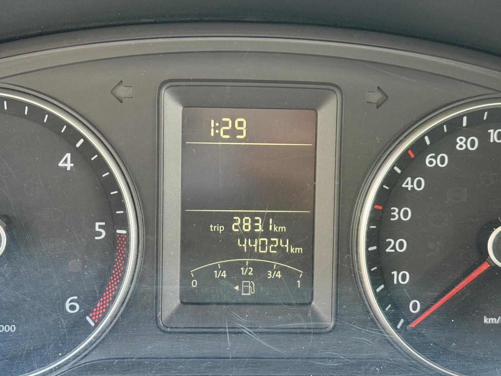 Volkswagen T5 Transporter 2.0 TDI 84ch - 1 ère main - 5 Places - Carnet entretien - TVA récupérable