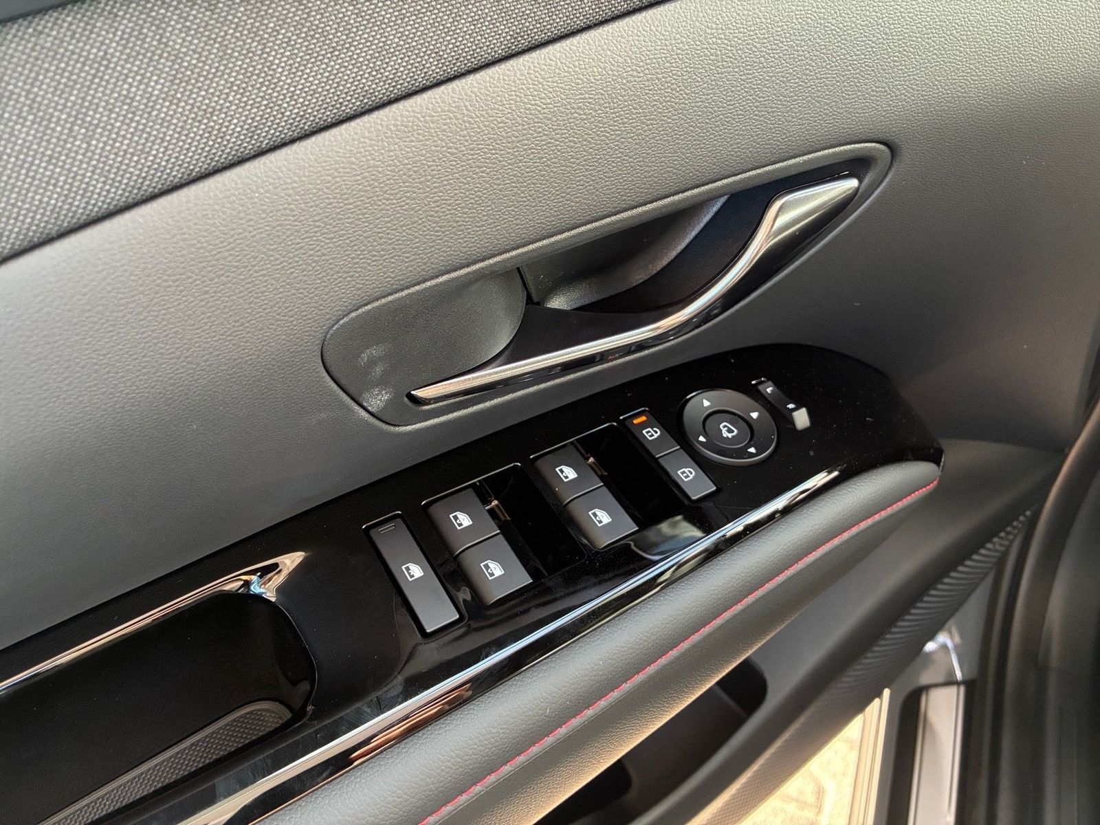Fahrzeugabbildung Hyundai Tucson 1.6 T-GDI N Line X 360,HUD,Kamera,LED,SHZ