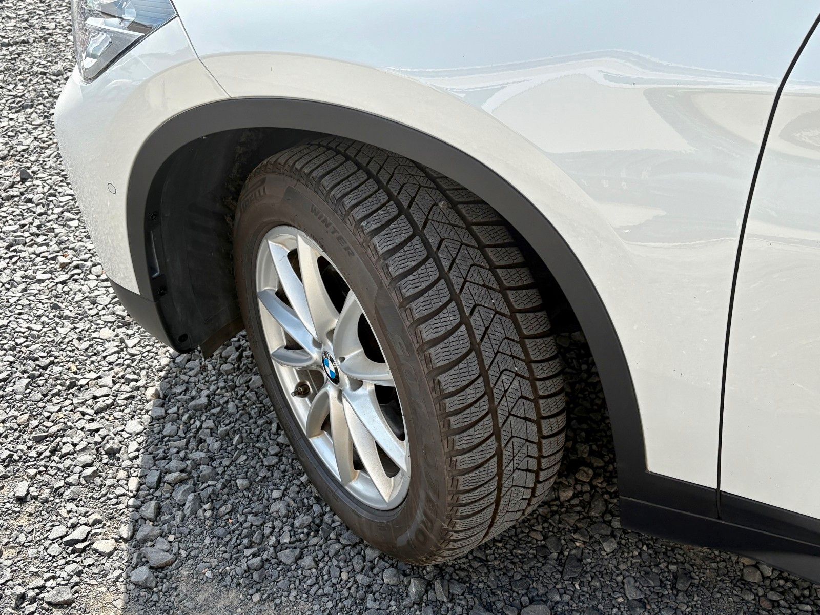 Fahrzeugabbildung BMW X1 xDrive18d Aut. Navi M SPORTLENKRAD Scheckheft