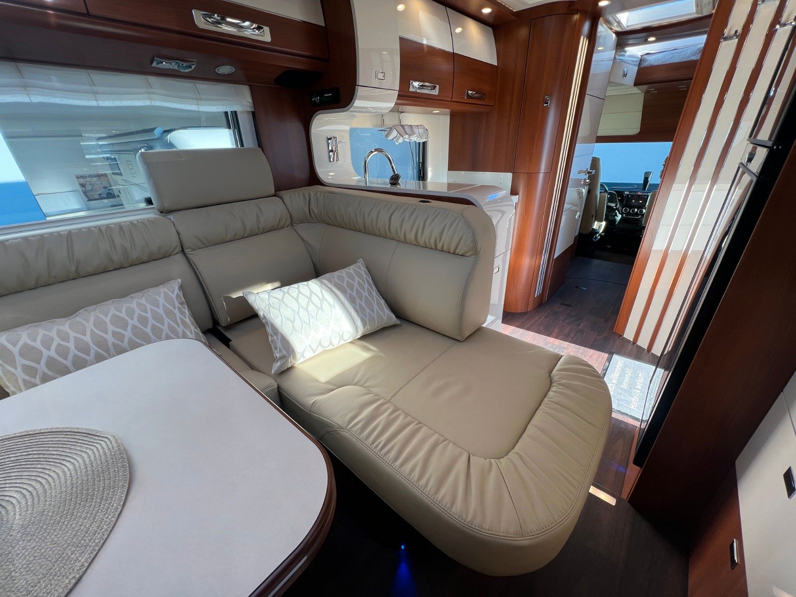 Fahrzeugabbildung Carthago Liner-for-two I 53 L Iveco