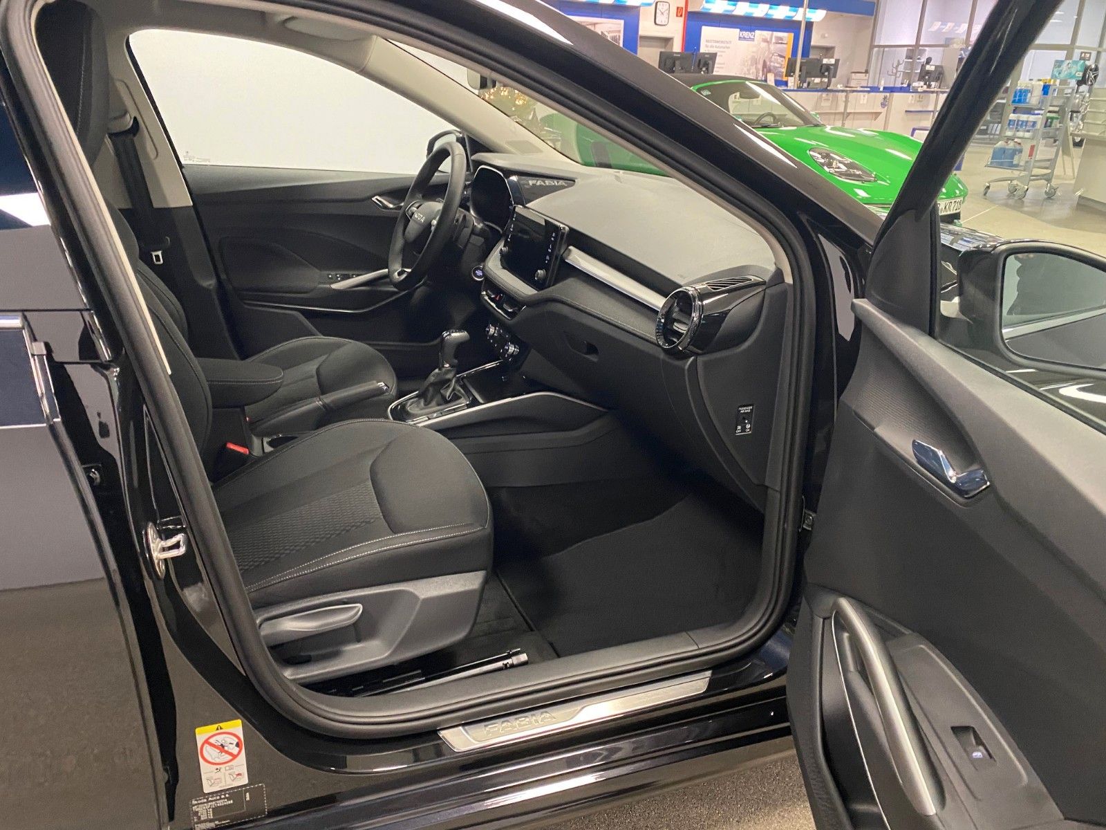 Fahrzeugabbildung SKODA Fabia 1.0 TSI  DSG 130 Top Selection+ACC+Kamera+