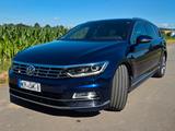 Volkswagen Passat Variant 2.0 TDI DSG R-Line Top Zustand