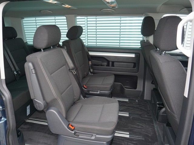 Fahrzeugabbildung Volkswagen T6 Multivan TDI Trendl. Standhzg Navi Climatroni