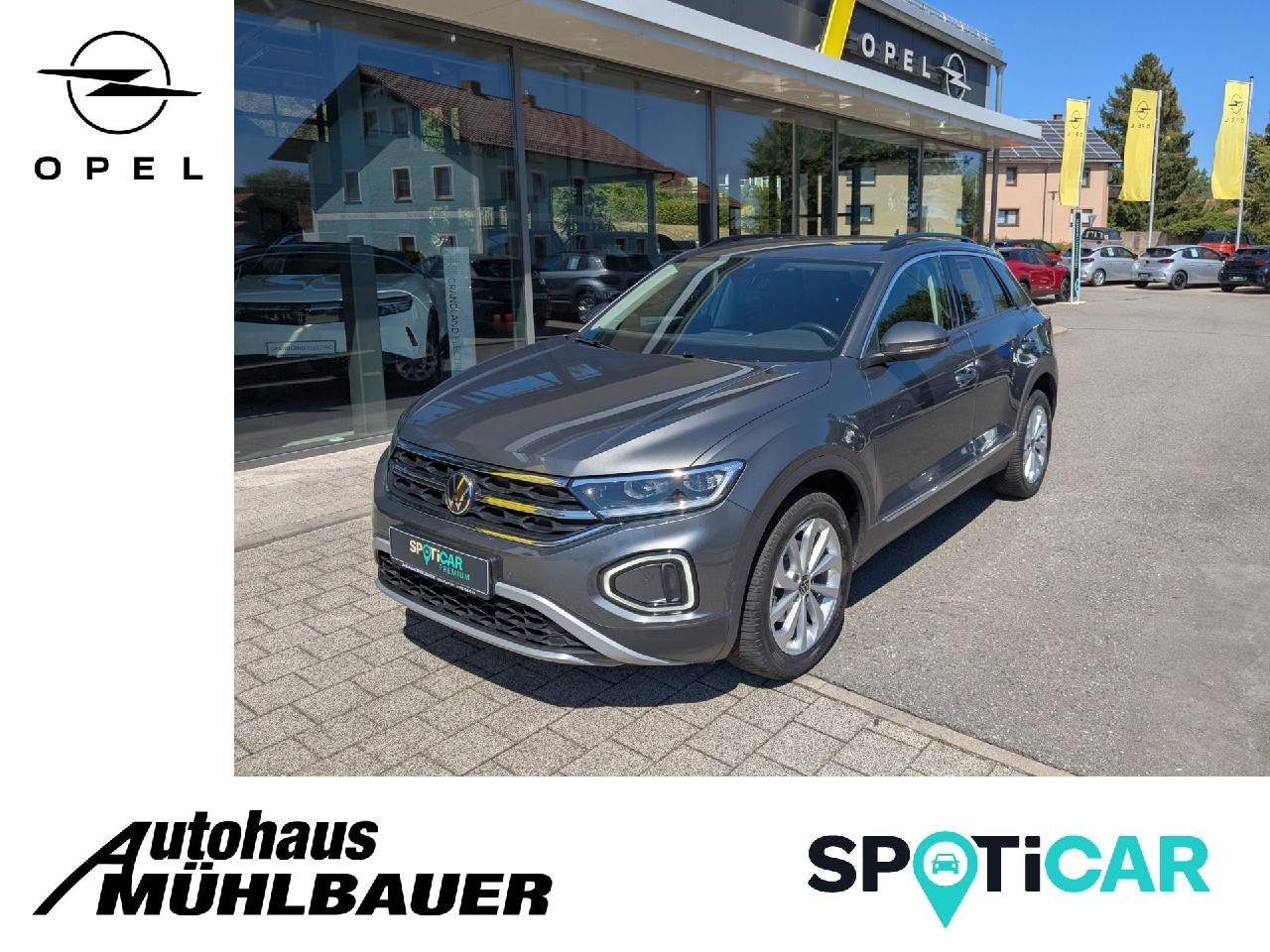 Volkswagen T-Roc 1.5 Style **SHZ*Rückfahrkamera*AHK**