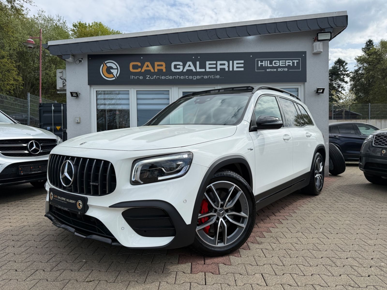 MERCEDES-BENZ GLB 35 AMG 4Matic LED*Night-Paket*PANO*KAMERA*
