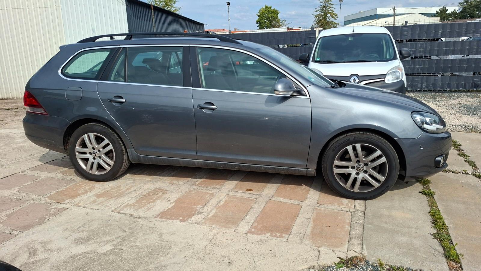 Volkswagen Golf 2013 — engine 1.598 cm³, 105 HP (77kW)