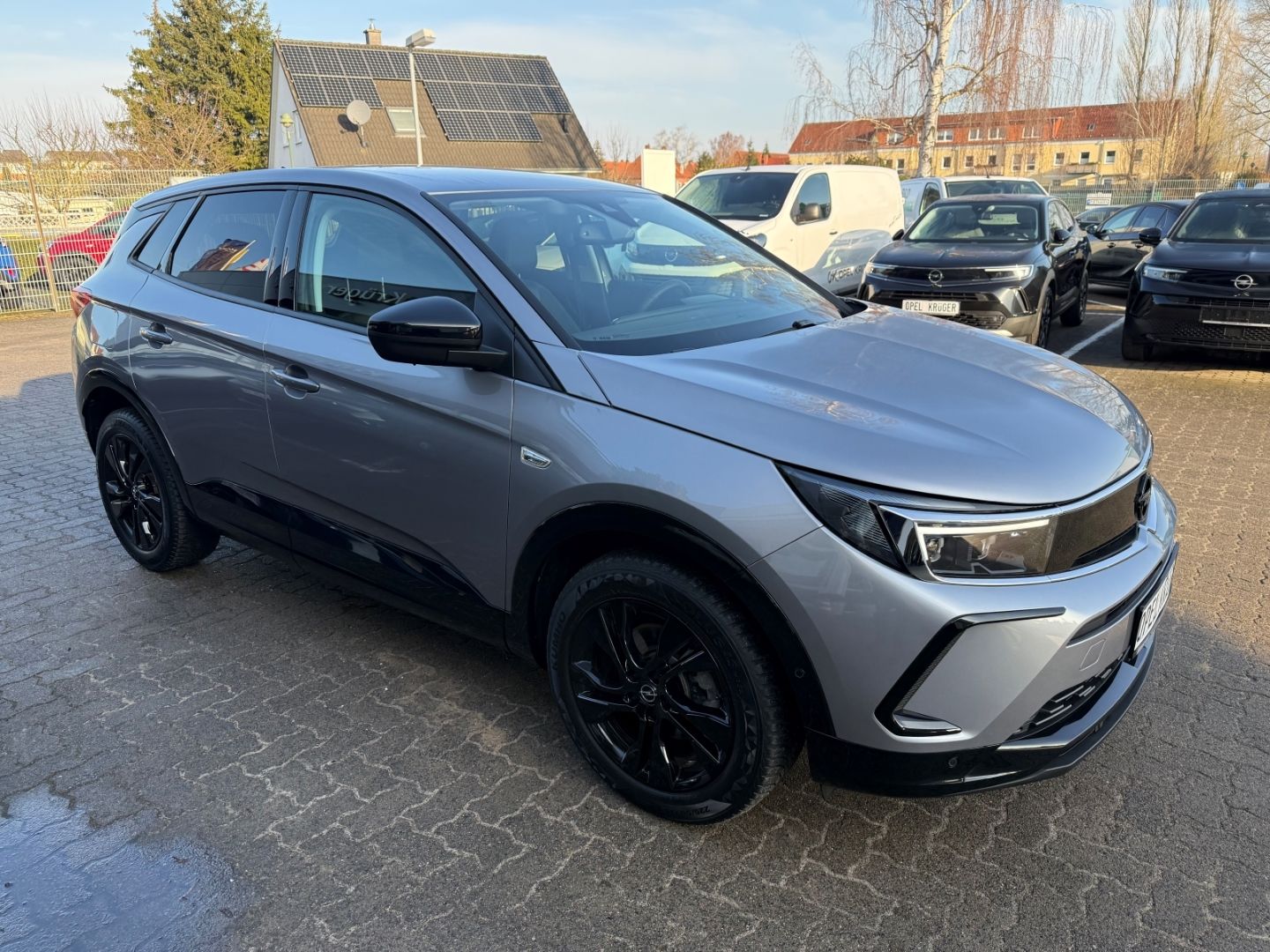 Fahrzeugabbildung Opel Grandland GS 1.2 Turbo SHZ+LHZ+Kamera+Allwetter