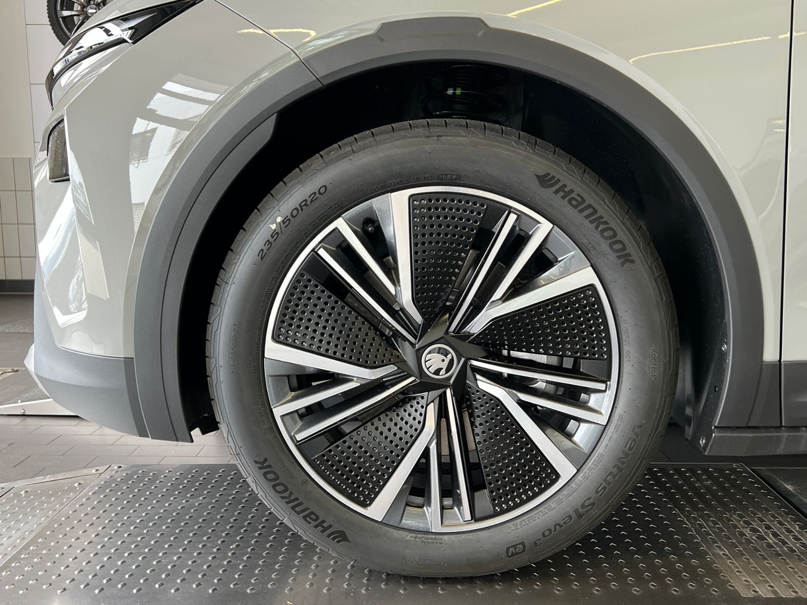 Fahrzeugabbildung SKODA Elroq 85 *Matrix-LED, Kamera, Smart-Link, LM'-20