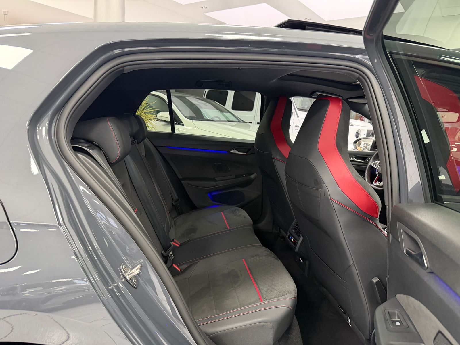 Volkswagen Golf GTI Clubsport *PANO*H/K*AKRAPOVIC*ACC*KAM* foto 21