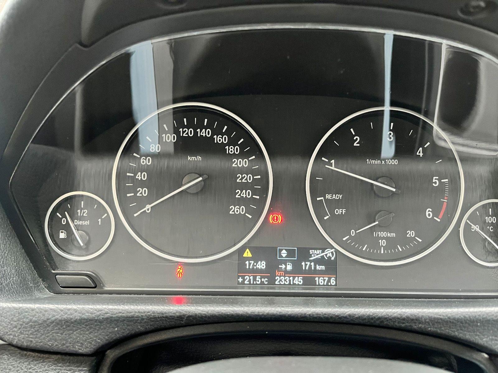 BMW 316 2013 — photo 8