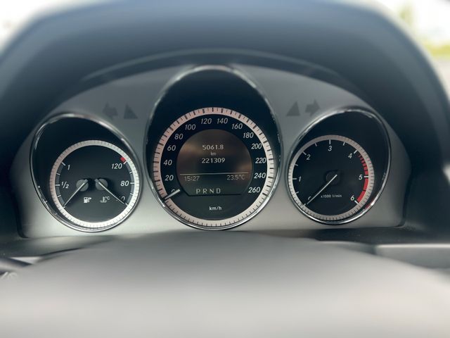 Mercedes-Benz C 220  T-Modell T DI Blueeffiieny