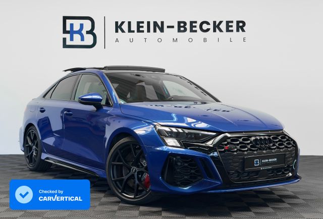 AUDI RS3 Limousine q. *Matrix*Pano*Carbon*Kamera