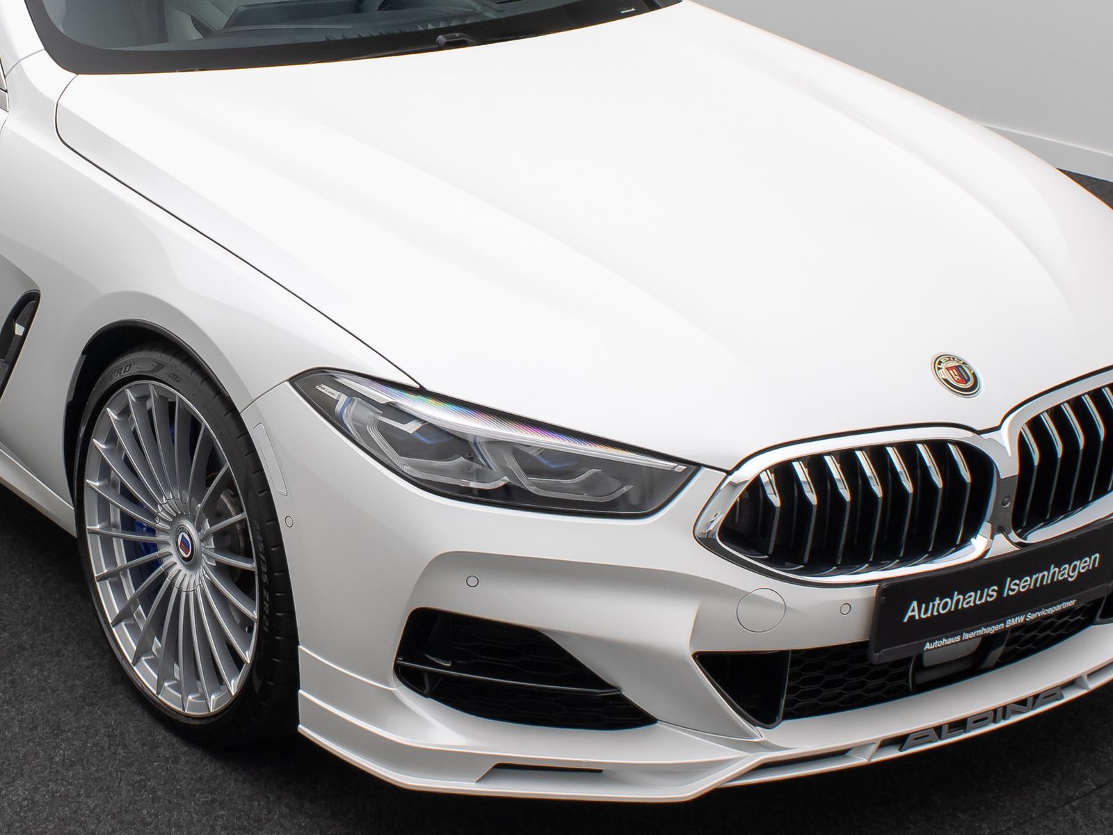 Fahrzeugabbildung ALPINA B8 SoftCl Laser B&W 360&deg;Panorama Individual Voll