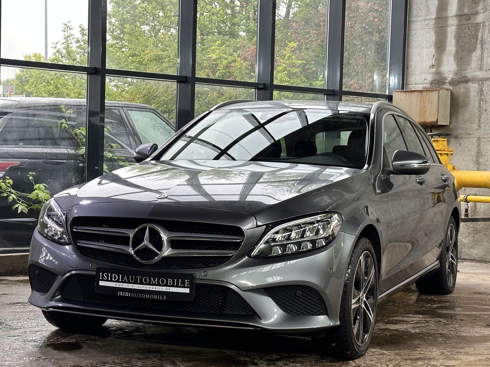 MERCEDES-BENZ C 300 te Avantgarde LED Navi Distronic Keyless 