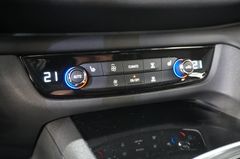 Fahrzeugabbildung Opel Insignia B ST 2.0T ELEGANCE NAVI/LED/VIRT/SH/DAB