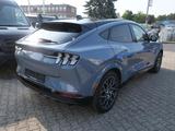 Ford Mustang Mach-E GT AWD Pano Matrix 75 % Afa fähig - mit Elektro-Antrieb: Blau, Vollleder, Geländewagen
