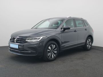 Volkswagen Tiguan - 2