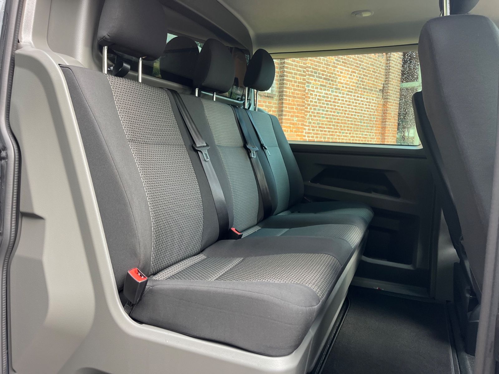 VW T6 Kombi  - Image 11 of 12