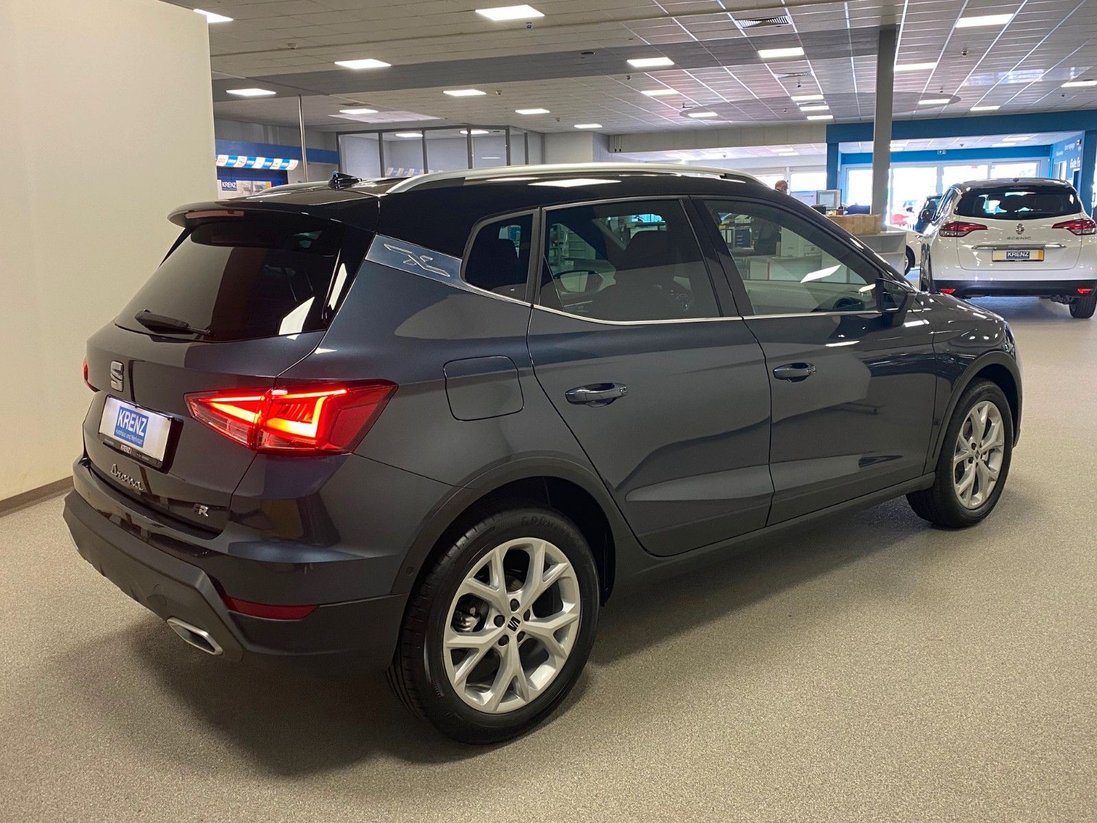 Fahrzeugabbildung SEAT Arona 1.0 TSI FR DSG+LED+VIRT.COCKPIT+NAVI+ACC++