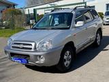 Hyundai Santa Fe 2.7 TÜV NEU AUTOMATIK LEDER GARANTIE - gebrauchte Hyundai SANTA FE aus dem Jahr 2005