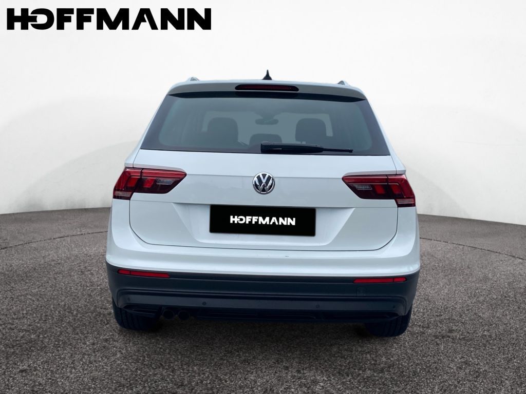 Fahrzeugabbildung Volkswagen Tiguan 2.0 TDI DSG IQ.DRIVE AHZV Standheizung