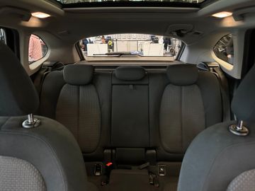 BMW X1 xDrive 20 d *HeadUp*Pano*AHK*Kamera*