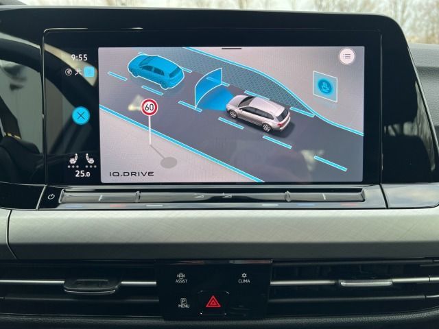 Golf VIII Variant Life 1.5 eTSI DSG AHK*Navi*LED