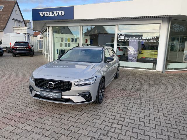 Volvo V90 Plus Dark